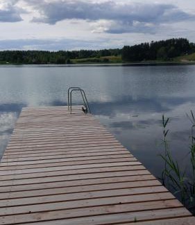 Cervonka Casa | Lakeside holiday house "Beavers" Bebruciems
