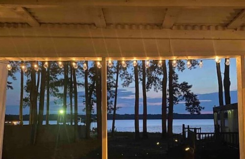 Hartsville Casa | Lakeside Living