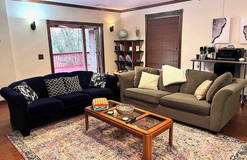 Franklin Cabina | Lakeside Lodge 3BR Suite/hottub option LL123