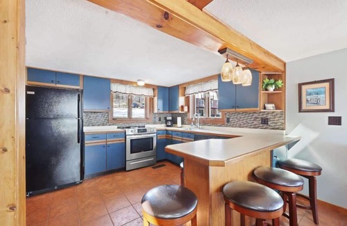 Ellsworth Casa | Lakeside Lodge! Summa