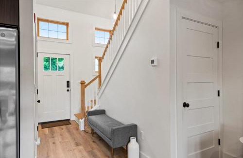 Lake George Casa | Lakeside Lodging