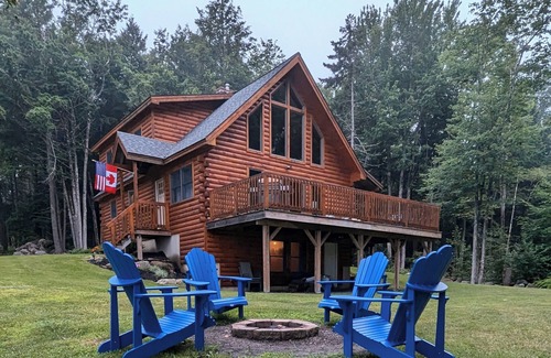 Ellsworth Casa | Beautiful Lakeside Log Home near Acadia National Park Kayak/Canoe/Swim/Fish