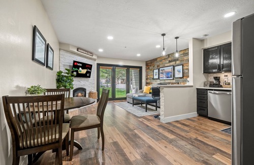 Ogden Condominio | Lakeside Luxury LS3 | Pool | Hot Tub | Pickleball