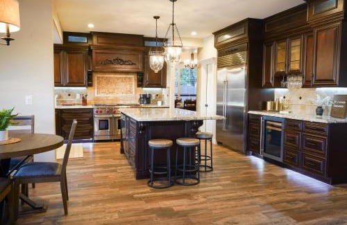 Crystal Shores Casa | Lakeside Luxury Val Vista