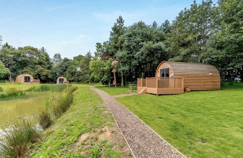 Cayton Chalet De Esquí | Lakeside Micro Lodge