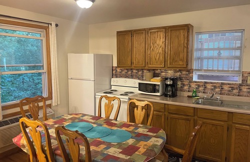 Lake Delton Hotel | Lakeside Motel