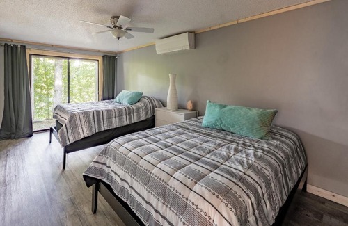 Topton Casa | Lakeside Mountain Oasis