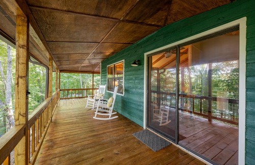 Topton Casa | Lakeside Mountain Oasis