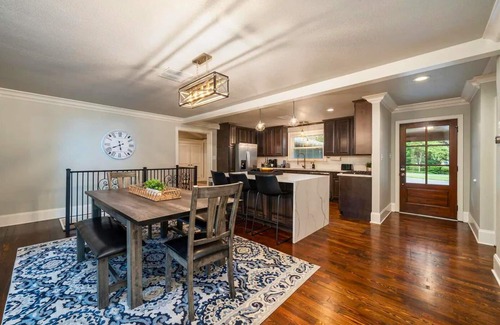 Lakeland Casa | Lakeside Paradise | Hot Tub | Superb Location