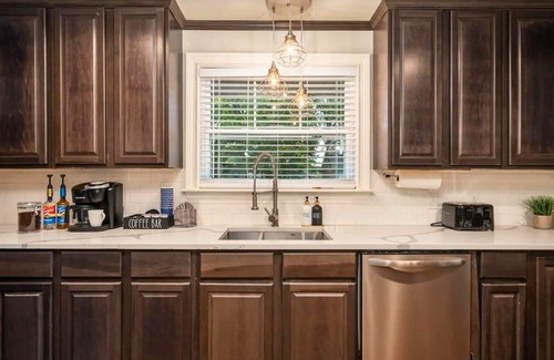 Lakeland Casa | Lakeside Paradise | Hot Tub | Superb Location