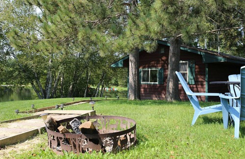 Tomah Cabina | Escapadas de Birch Lake- Lakeside Ranch home