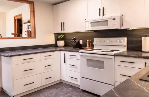 Christina Lake Casa | Lakeside Re-Treat