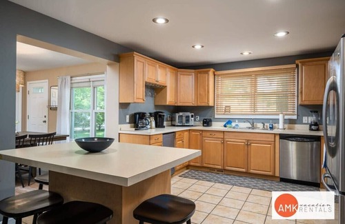 Norton Shores Casa | Lakeside Retreat - Waterfront, Quiet Neighborhood