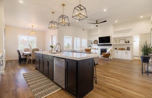 Hurricane Casa | Lakeside Villa at Sand Hollow Resort