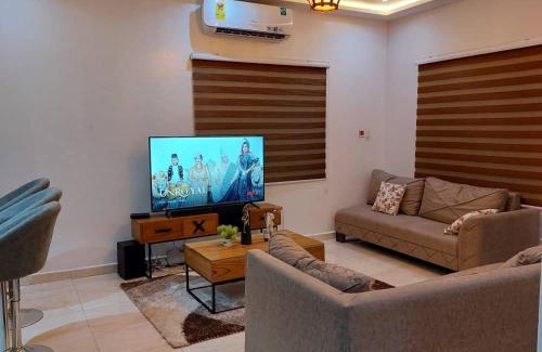 Nungua Villa | LAKESIDe VILLA