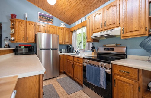 Manitoba Cabina | Lakeview cabin, 3 min walk to the beach!