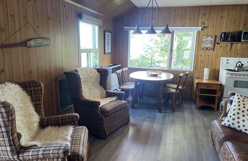 Carling Cabina | Lakeview Cabin in Georgian Bay - Rockwood #3