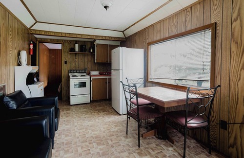 Carling Cabina | Lakeview Cabin in Georgian Bay - Rockwood #1