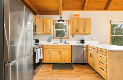 Thayerville Chalet De Esquí | Lakeview Chalet in Deep Creek Lake + Hot Tub