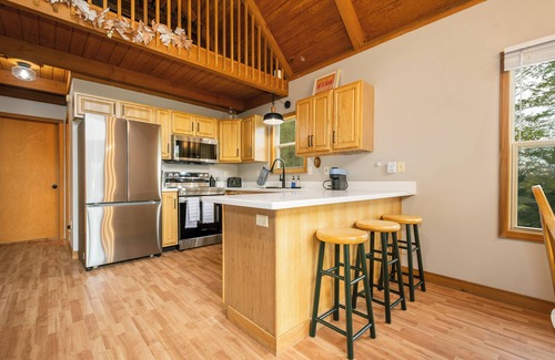 Thayerville Chalet De Esquí | Lakeview Chalet in Deep Creek Lake + Hot Tub