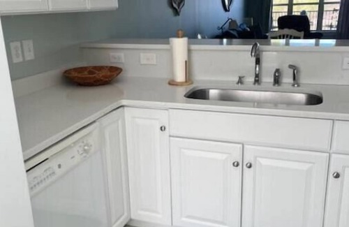 Santee Condominio | Lakeview Condo close to Fishing, golfing, and hiking.