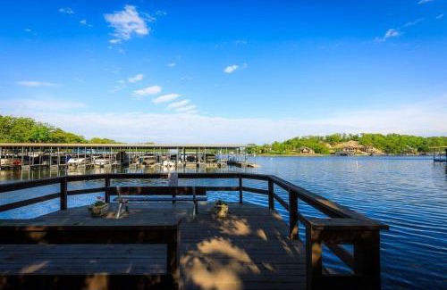 Osage Beach Casa | Lakeview Condo Wdockpoolhottubsauna-sleeps 8