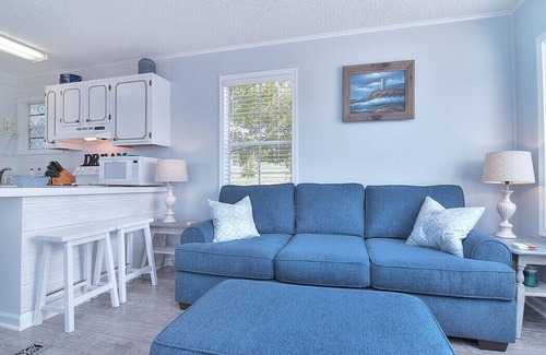 New London Cabaña | Lakeview Cottage- Amazing views in Badin Shores