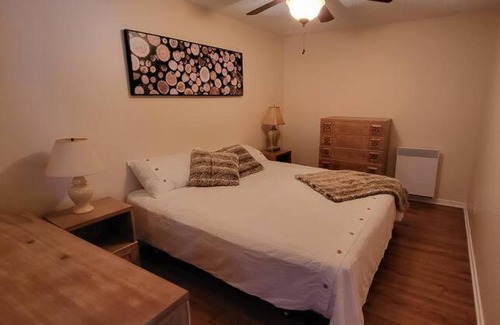 Val-des-Bois Chalet De Esquí | Lakeview cottage