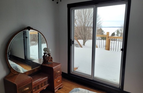 Roseneath Casa | Lake view cottage with Dirt bike and ATV trails
