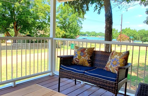 Silver Creek Village Cabaña | Lakeview Cottage Near Boat Ramp