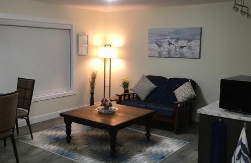 Central Okanagan Cama Y Desayuno | Lakeview Gardens B&B