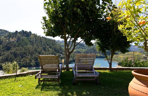 Terras de Bouro Casa | Lakeview Geres Guest House