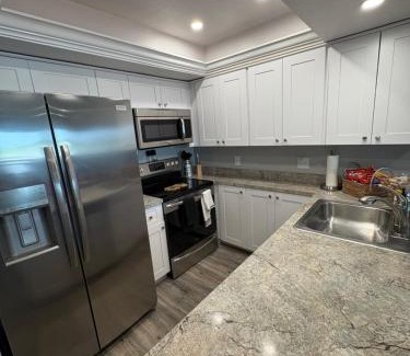 Clewiston Apartamento | Lakeview Getaway #220