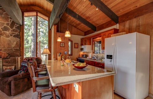 Incline Village Casa | Margie's Hideaway: Lakeview Home en Incline Village, ubicación privilegiada en Lake Tahoe Prime