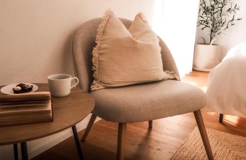 Chatillon Casa | Lakeview Homestay - Private Guest Rooms & Bathroom