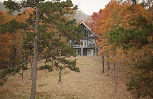 Mena Cabina | Lakeview | Hot Tub | Kayak/Fish | ATV Trails