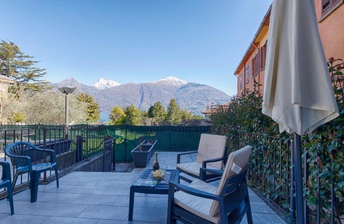 Acquaseria Apartamento | LakeView LakeComo, CIPRESSO 2, 4Seasons, Terrace, 30m to Lake! by STAYHERE-LAKECOMO