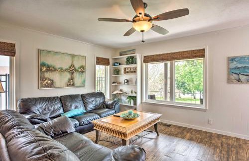 Pottsboro Apartamento | Lakeview Lodge with Lake Texoma Beach Access!