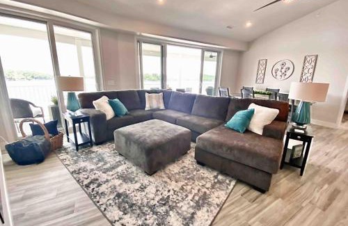 Rocky Mount Apartamento | Lakeview Luxe Penthouse