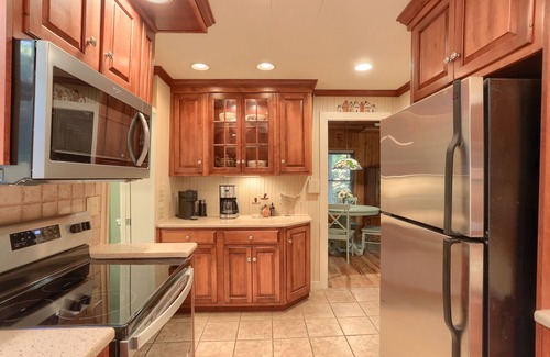 Timber Hills Cabaña | The Lucky Lakeside