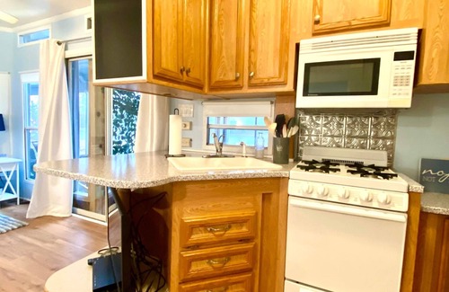 Camden Casa | Lakeview Retreat