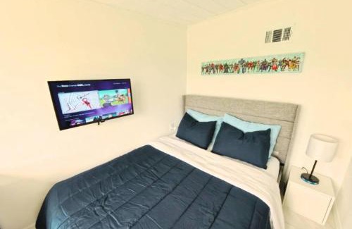 Buena Ventura Lakes Apartamento | Lakeview Suite - Near Disney World & Universal Studios