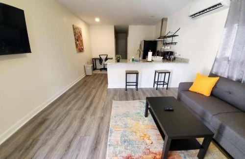 Durham Casa | Lakewoodlyon Park Renovated Cottage Near Duke 28b