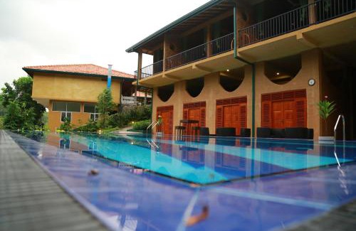 Hettimulla Cama Y Desayuno | Laluna Eco Resort Pvt Ltd