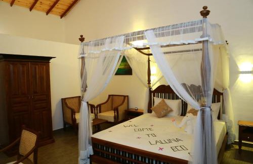 Hettimulla Cama Y Desayuno | Laluna Eco Resort Pvt Ltd
