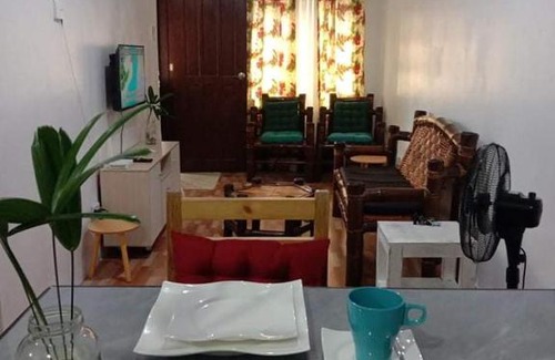 Olongapo Apartamento | Laly's B5-17 Home New Cabalan - 10km to SBMA