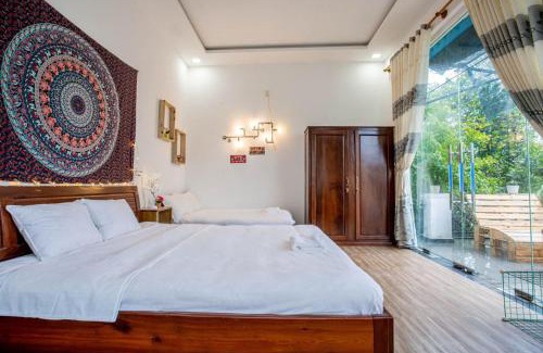 Thuy Xuan Casa | Lam Vien Homestay Hue