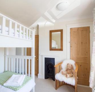 Seaford Casa | Lamb's Knees