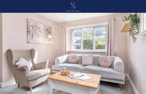 Stamford Casa | Lambert Cottage - In the Heart of Stamford