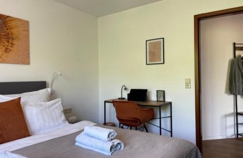 Renningen Apartamento | LaMiaCasa Balcony Near Bosch and Train Station
